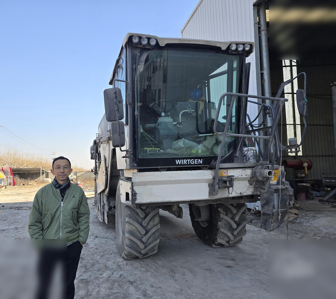 2016 WIRTGEN WR200 - Stabilizator de sol: Foto 1 2016 WIRTGEN WR200 - Stabilizator de sol: Foto 1