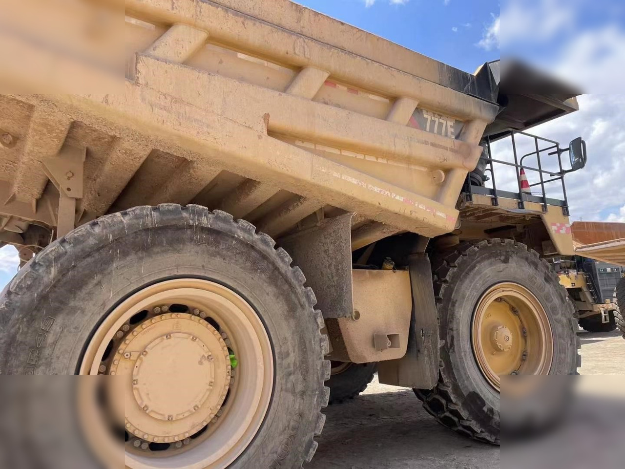2018 CATERPILLAR 777E - Camion minier: Foto 4 2018 CATERPILLAR 777E - Camion minier: Foto 4