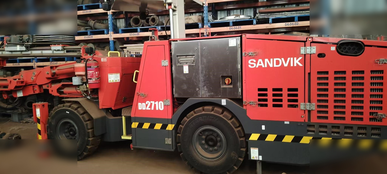 2023 SANDVIK DD2710 - Masina de foraj orizontala: Foto 1 2023 SANDVIK DD2710 - Masina de foraj orizontala: Foto 1