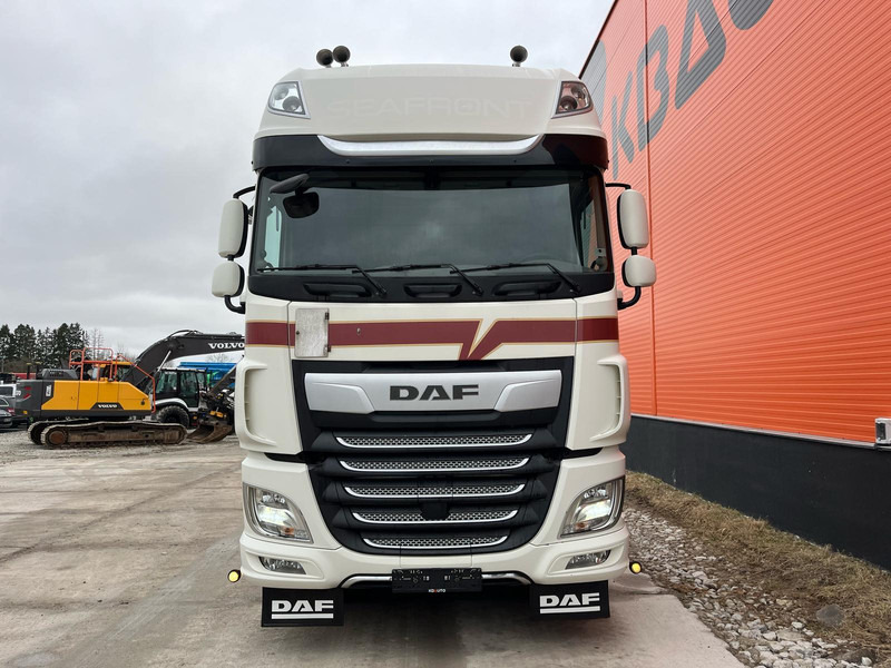 DAF XF 530 6x2 RETARDER / DOUBLE BOGIE - Cap tractor: Foto 3 DAF XF 530 6x2 RETARDER / DOUBLE BOGIE - Cap tractor: Foto 3
