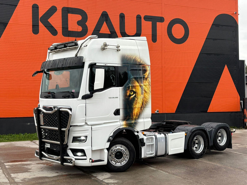 MAN TGX 28.580 6x2 TWIN BED GX CAB / INTARDER / DOUBLE BOGIE - Cap tractor: Foto 1 MAN TGX 28.580 6x2 TWIN BED GX CAB / INTARDER / DOUBLE BOGIE - Cap tractor: Foto 1