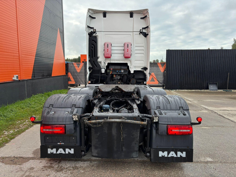 Cap tractor MAN TGX 28.580 6x2 TWIN BED GX CAB / INTARDER / DOUBLE BOGIE: Foto 7 Cap tractor MAN TGX 28.580 6x2 TWIN BED GX CAB / INTARDER / DOUBLE BOGIE: Foto 7