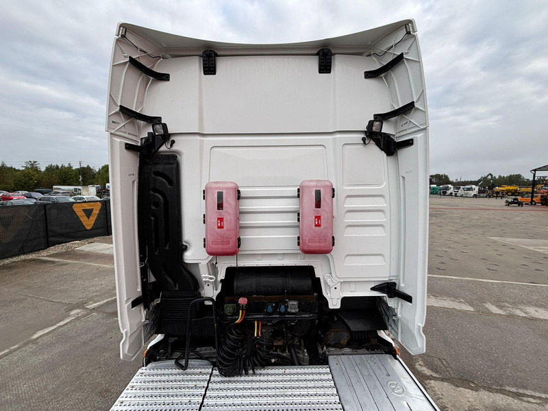 Cap tractor MAN TGX 28.580 6x2 TWIN BED GX CAB / INTARDER / DOUBLE BOGIE: Foto 13 Cap tractor MAN TGX 28.580 6x2 TWIN BED GX CAB / INTARDER / DOUBLE BOGIE: Foto 13