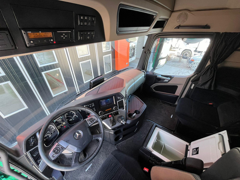 Cap tractor Mercedes-Benz Actros 2553 6x2 STREAMSPACE / RETARDER / PTO: Foto 20