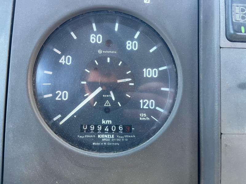 Cap tractor Mercedes-Benz Unimog U130 4x4: Foto 17 Cap tractor Mercedes-Benz Unimog U130 4x4: Foto 17