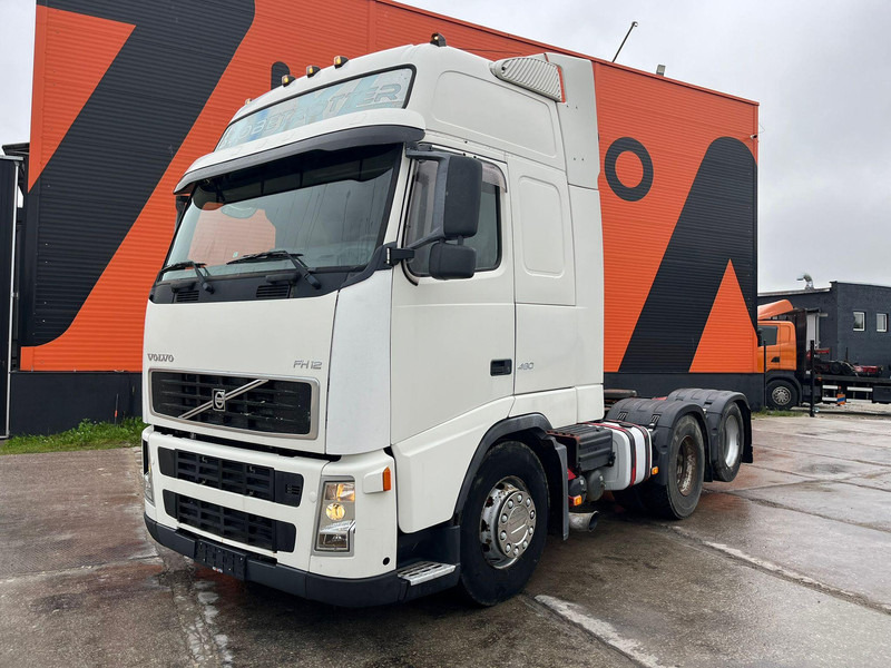 Volvo FH 12 460 6x2 GLOBE XL / DOUBLE BOGIE - Cap tractor: Foto 2 Volvo FH 12 460 6x2 GLOBE XL / DOUBLE BOGIE - Cap tractor: Foto 2
