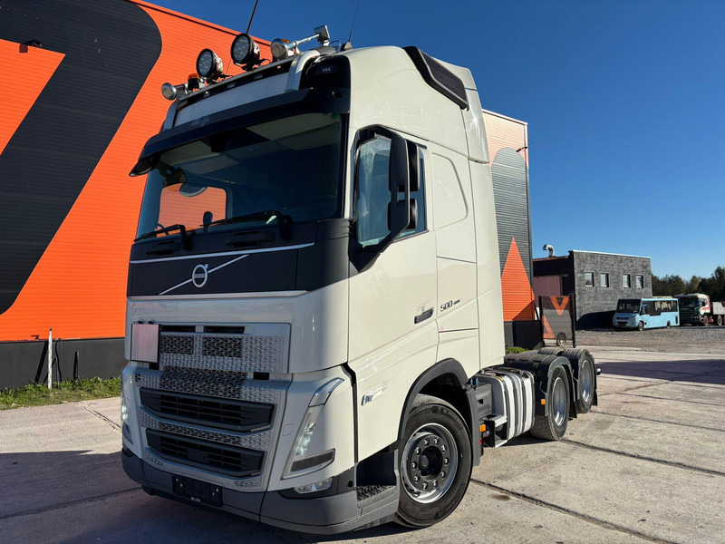 Volvo FH 500 6x2 GLOBE XL / RETARDER / HYDRAULICS / DOUBLE BOGIE - Cap tractor: Foto 2 Volvo FH 500 6x2 GLOBE XL / RETARDER / HYDRAULICS / DOUBLE BOGIE - Cap tractor: Foto 2