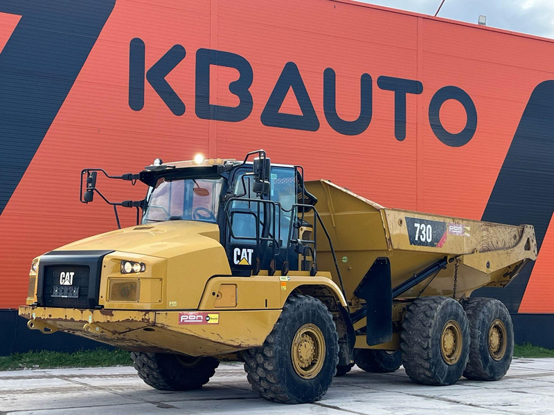 Caterpillar 730 6x6 AC / CENTRAL LUBRICATON / BOX L=5031 mm - Autobasculantă: Foto 2 Caterpillar 730 6x6 AC / CENTRAL LUBRICATON / BOX L=5031 mm - Autobasculantă: Foto 2