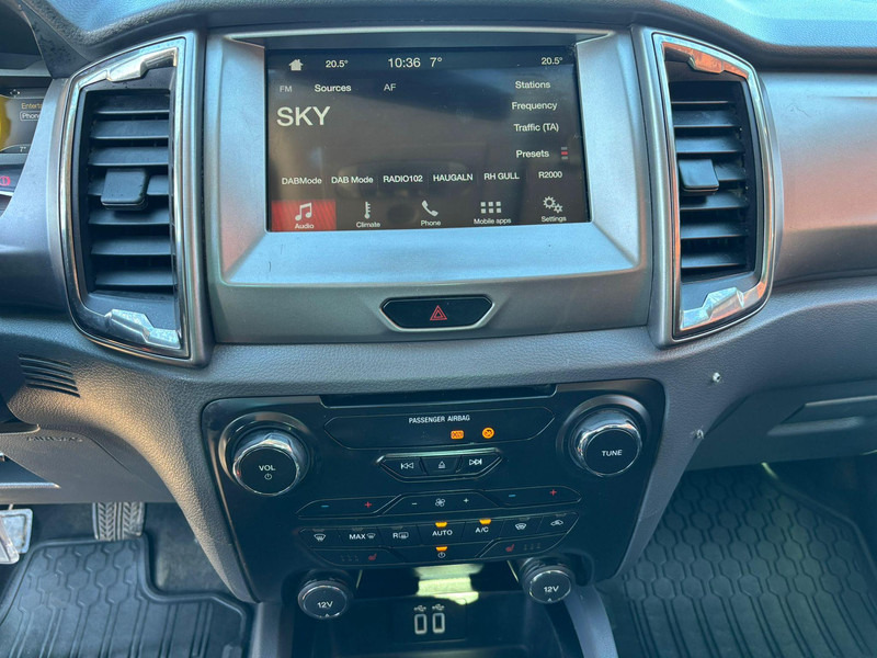 Automobil Ford Ranger 4x4: Foto 16 Automobil Ford Ranger 4x4: Foto 16