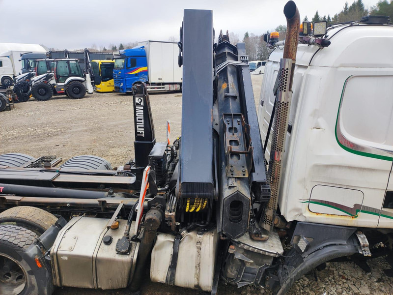 Hiab 288E-6 HIPRO + OUTRIGGERS REMOTE CONTROL - Macara montată pentru Camion: Foto 3 Hiab 288E-6 HIPRO + OUTRIGGERS REMOTE CONTROL - Macara montată pentru Camion: Foto 3