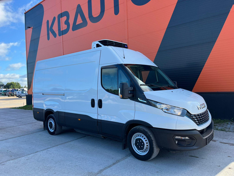 Iveco Daily 35S14N XARIOS 350 / BOX L=3387 mm - Autoutilitară frigorifica: Foto 3 Iveco Daily 35S14N XARIOS 350 / BOX L=3387 mm - Autoutilitară frigorifica: Foto 3