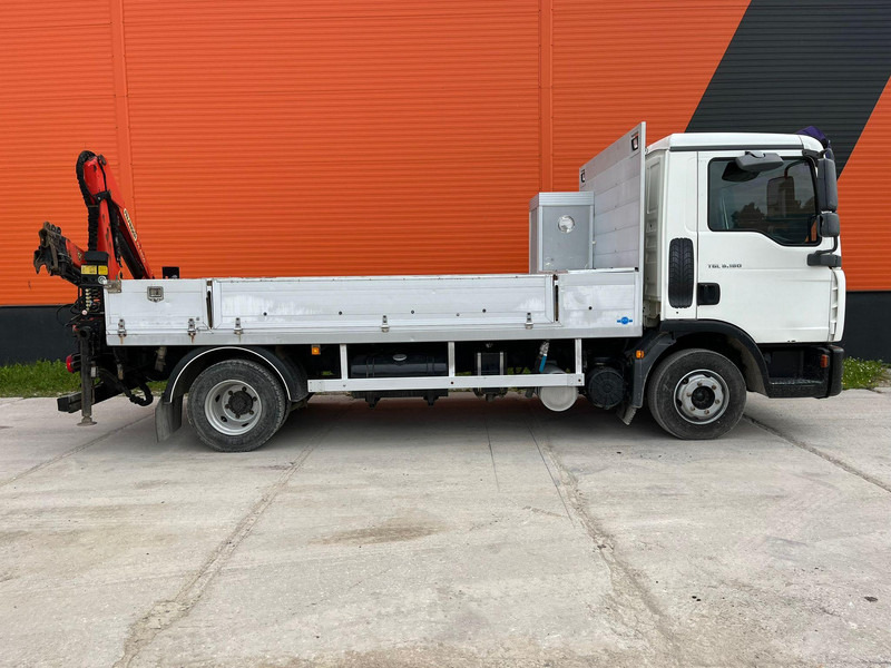 MAN TGL 8.180 4x2 PK 4200 YEAR 2013 / PLATFORM L=3710 mm - Camion platformă, Camion cu macara: Foto 5 MAN TGL 8.180 4x2 PK 4200 YEAR 2013 / PLATFORM L=3710 mm - Camion platformă, Camion cu macara: Foto 5