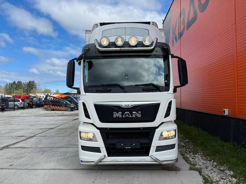 MAN TGS 18.320 4x2 LUMIKKO 90D / BOX L=8695 mm - Camion frigider: Foto 2 MAN TGS 18.320 4x2 LUMIKKO 90D / BOX L=8695 mm - Camion frigider: Foto 2