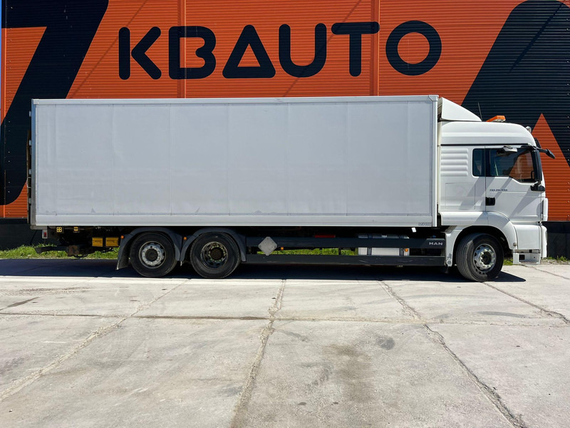 MAN TGS 26.440 6x2 BOX L=8443 mm - Camion furgon: Foto 4 MAN TGS 26.440 6x2 BOX L=8443 mm - Camion furgon: Foto 4