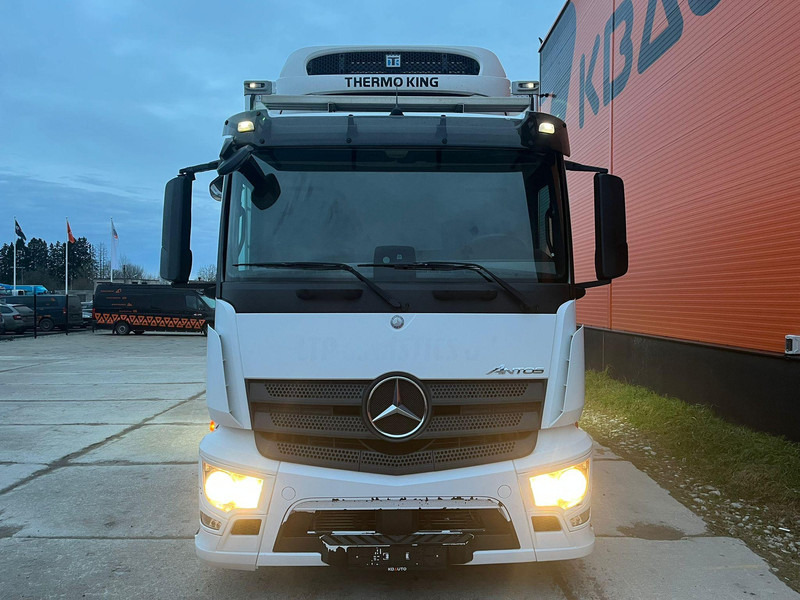 Mercedes-Benz ANTOS 1832 4x2 THERMOKING T-1200R / BOX L=8502 mm - Camion frigider: Foto 2 Mercedes-Benz ANTOS 1832 4x2 THERMOKING T-1200R / BOX L=8502 mm - Camion frigider: Foto 2