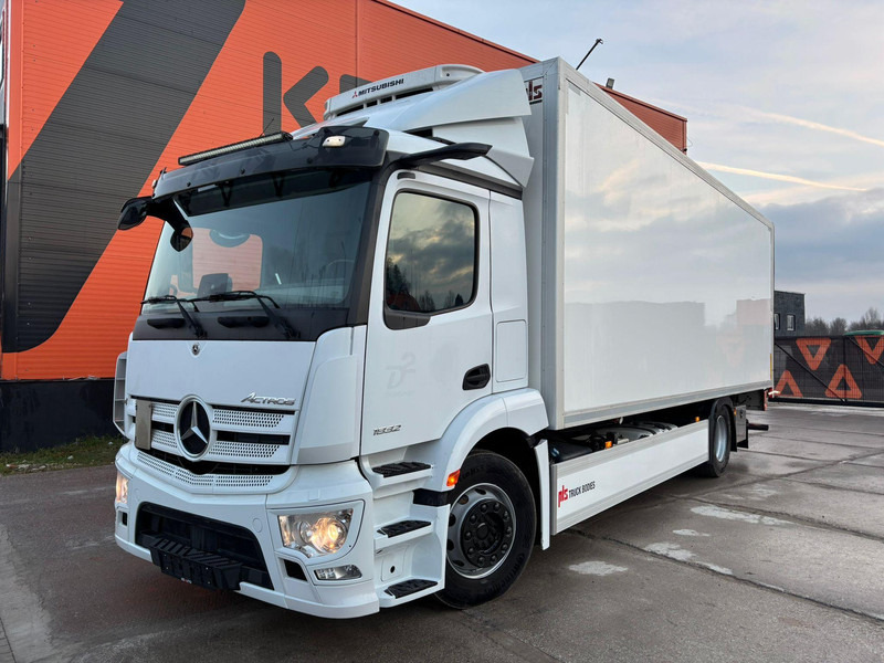 Mercedes-Benz Actros 1832 4x2 Mitsubishi TDJS50DA / BOX L=7711 mm - Camion frigider: Foto 2 Mercedes-Benz Actros 1832 4x2 Mitsubishi TDJS50DA / BOX L=7711 mm - Camion frigider: Foto 2