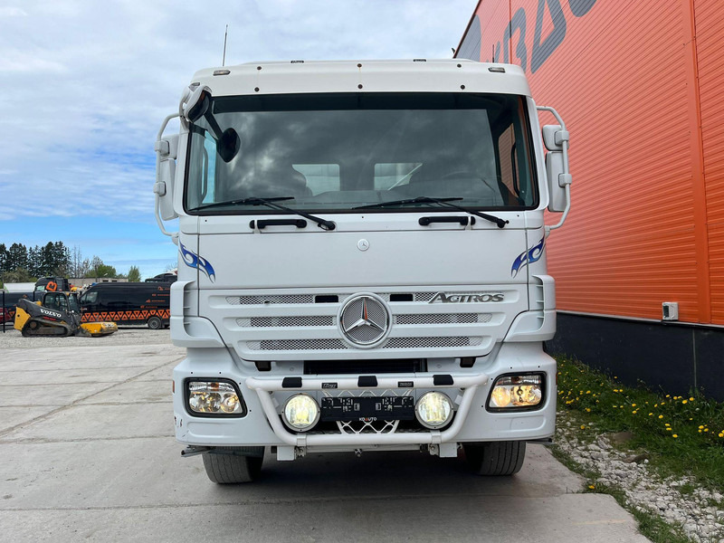 Mercedes-Benz Actros 3241 8x4 MSM 9M 10m3 / FULL STEEL / HUB REDUCTION / CHUTE - Autobetonieră: Foto 3 Mercedes-Benz Actros 3241 8x4 MSM 9M 10m3 / FULL STEEL / HUB REDUCTION / CHUTE - Autobetonieră: Foto 3