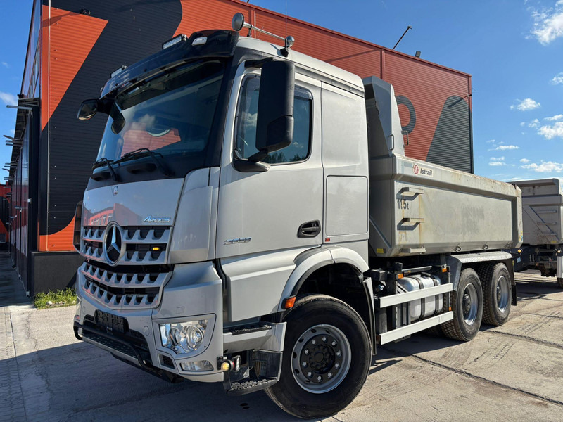 Mercedes-Benz Arocs 2658 6x4 RETARDER / BOX L=4541mm - Camion basculantă: Foto 1 Mercedes-Benz Arocs 2658 6x4 RETARDER / BOX L=4541mm - Camion basculantă: Foto 1