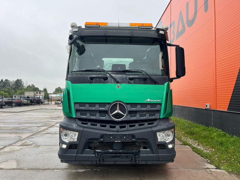 Mercedes-Benz Arocs 3246 8x4 DAMAGED ! / INTERMIX 10 m3 - Autobetonieră: Foto 2 Mercedes-Benz Arocs 3246 8x4 DAMAGED ! / INTERMIX 10 m3 - Autobetonieră: Foto 2