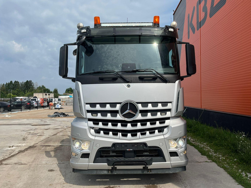 Mercedes-Benz Arocs 3253 8x4*4 RETARDER / BOX L=6176 mm - Camion basculantă: Foto 3 Mercedes-Benz Arocs 3253 8x4*4 RETARDER / BOX L=6176 mm - Camion basculantă: Foto 3