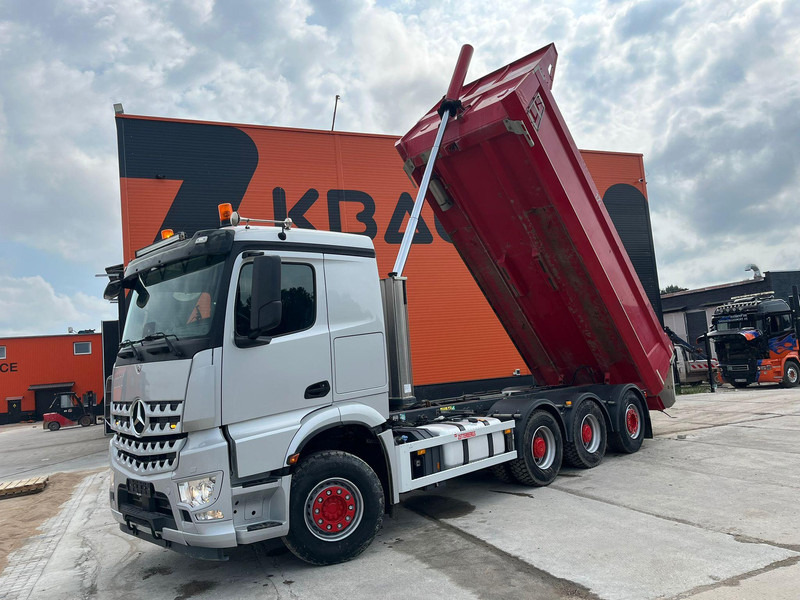 Mercedes-Benz Arocs 3253 8x4*4 RETARDER / BOX L=6176 mm - Camion basculantă: Foto 2 Mercedes-Benz Arocs 3253 8x4*4 RETARDER / BOX L=6176 mm - Camion basculantă: Foto 2