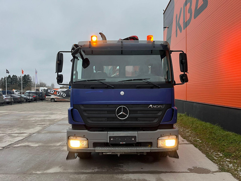 Mercedes-Benz Axor 2633 6x4 FASSI F110AK22 / BOX L=5040 mm - Camion basculantă, Camion cu macara: Foto 3 Mercedes-Benz Axor 2633 6x4 FASSI F110AK22 / BOX L=5040 mm - Camion basculantă, Camion cu macara: Foto 3