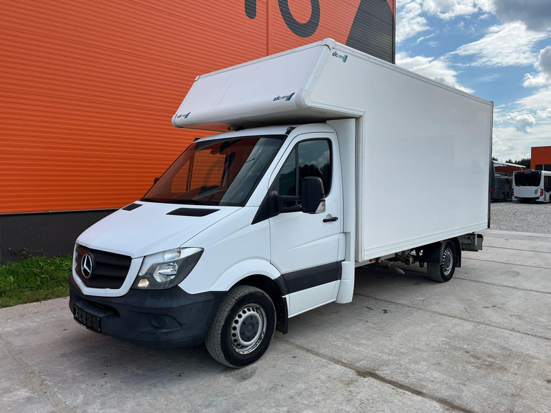Mercedes-Benz Sprinter 316 CDI LIFT / WEBASTO / AC - Autoutilitară box: Foto 2 Mercedes-Benz Sprinter 316 CDI LIFT / WEBASTO / AC - Autoutilitară box: Foto 2