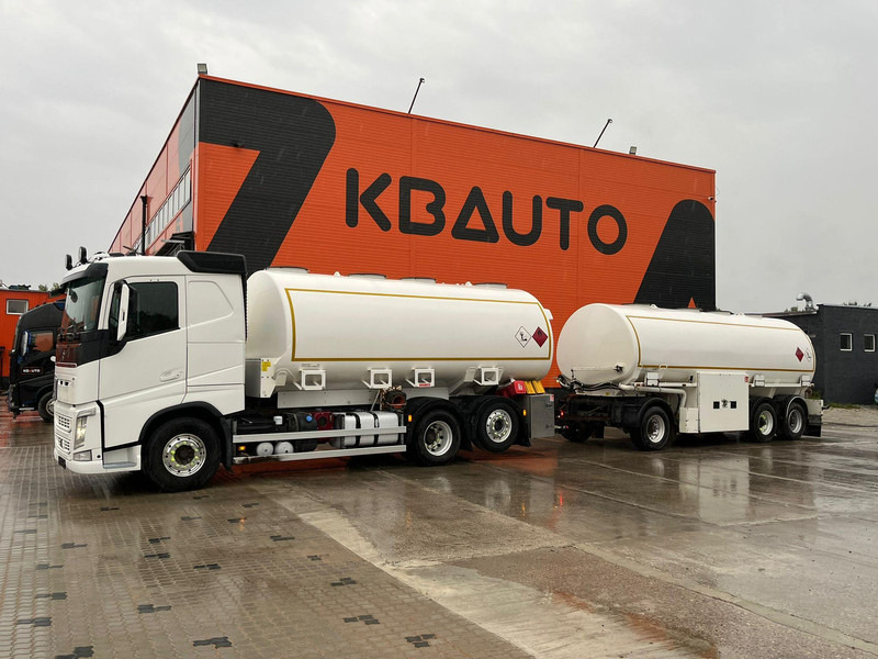 ROHR ANH-A-ZE 26 TOTAL CAPACITY 29900 I / 8250+6750+6850+8050 I - Remorcă cisternă: Foto 2 ROHR ANH-A-ZE 26 TOTAL CAPACITY 29900 I / 8250+6750+6850+8050 I - Remorcă cisternă: Foto 2