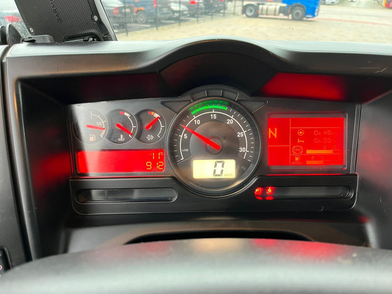 Camion platformă, Camion cu macara Renault D12 4x2 WORKSHOP ON WHEELS / FASSI M30A.13 / BOX L=4459 mm: Foto 19 Camion platformă, Camion cu macara Renault D12 4x2 WORKSHOP ON WHEELS / FASSI M30A.13 / BOX L=4459 mm: Foto 19