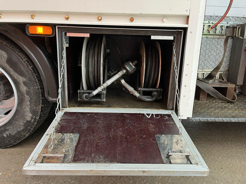 Camion platformă, Camion cu macara Renault D12 4x2 WORKSHOP ON WHEELS / FASSI M30A.13 / BOX L=4459 mm: Foto 10 Camion platformă, Camion cu macara Renault D12 4x2 WORKSHOP ON WHEELS / FASSI M30A.13 / BOX L=4459 mm: Foto 10