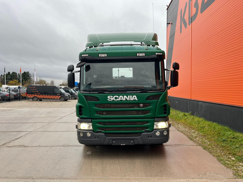 Scania P 450 8x4*4 FOR SALE AS CHASSIS / HYDRAULICS - Camion şasiu: Foto 3 Scania P 450 8x4*4 FOR SALE AS CHASSIS / HYDRAULICS - Camion şasiu: Foto 3