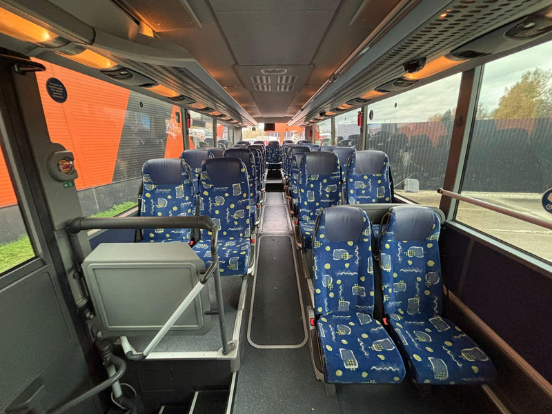 Leasing de Setra S 417 UL 6x2*4 AC / AUXILIARY HEATER / WC / WHEELCHAIR LIFT Setra S 417 UL 6x2*4 AC / AUXILIARY HEATER / WC / WHEELCHAIR LIFT: Foto 16 Leasing de Setra S 417 UL 6x2*4 AC / AUXILIARY HEATER / WC / WHEELCHAIR LIFT Setra S 417 UL 6x2*4 AC / AUXILIARY HEATER / WC / WHEELCHAIR LIFT: Foto 16