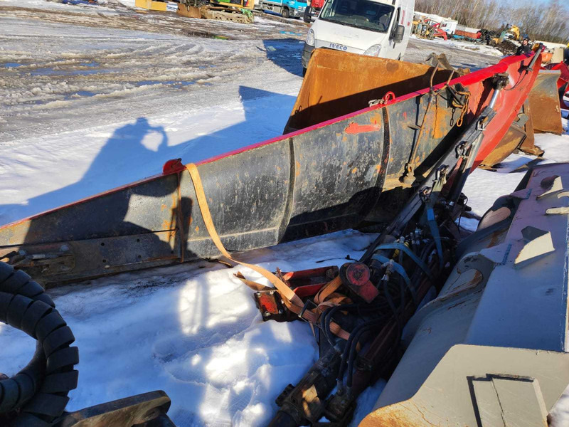 Svedala ARBRÅ HYDRAULIC STRAIGHT SNOW PLOW / LUMESAHK - Utilaj deszăpezire: Foto 2 Svedala ARBRÅ HYDRAULIC STRAIGHT SNOW PLOW / LUMESAHK - Utilaj deszăpezire: Foto 2