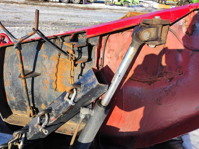 Svedala ARBRÅ HYDRAULIC STRAIGHT SNOW PLOW / LUMESAHK - Utilaj deszăpezire: Foto 5 Svedala ARBRÅ HYDRAULIC STRAIGHT SNOW PLOW / LUMESAHK - Utilaj deszăpezire: Foto 5