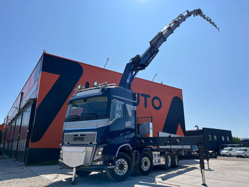 Volvo FH 16 650 8x2*6 HMF 6020K-RC + JIB / PLATFORM L=6344 mm - Camion platformă, Camion cu macara: Foto 1 Volvo FH 16 650 8x2*6 HMF 6020K-RC + JIB / PLATFORM L=6344 mm - Camion platformă, Camion cu macara: Foto 1