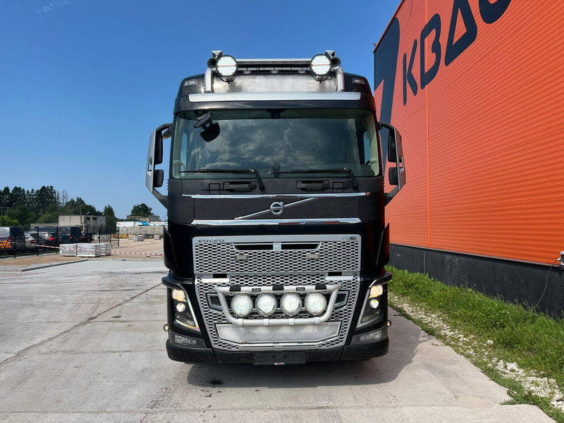Volvo FH 16 750 8x4 HMF2620K-5 / WINCH / PLATFORM L=7100 mm - Camion platformă, Camion cu macara: Foto 3 Volvo FH 16 750 8x4 HMF2620K-5 / WINCH / PLATFORM L=7100 mm - Camion platformă, Camion cu macara: Foto 3