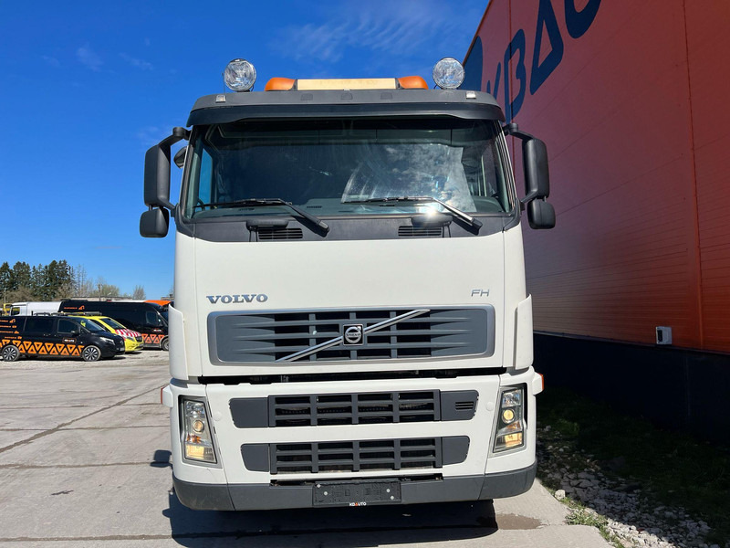 Volvo FH 440 6x2 HIAAB 144E-3 / PLATFORM L=7061 mm - Camion platformă, Camion cu macara: Foto 3 Volvo FH 440 6x2 HIAAB 144E-3 / PLATFORM L=7061 mm - Camion platformă, Camion cu macara: Foto 3