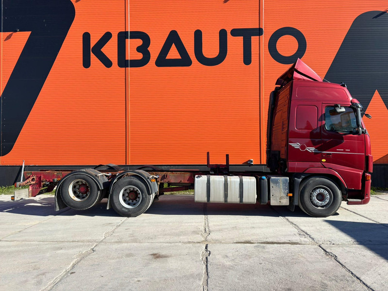 Volvo FH 480 6x2 CHASSIS L=7403 mm - Camion şasiu: Foto 5 Volvo FH 480 6x2 CHASSIS L=7403 mm - Camion şasiu: Foto 5