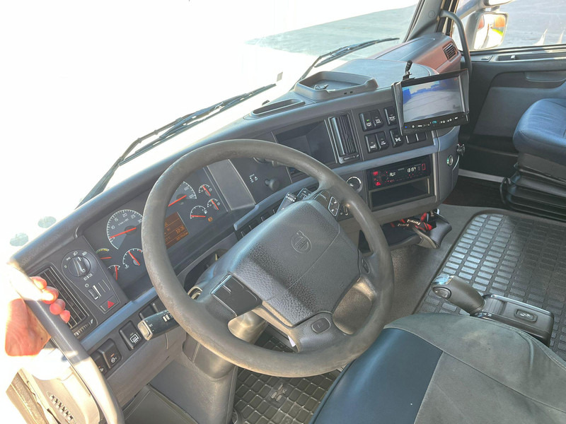 Leasing de Volvo FH 480 8x4*4 EFFER 470/6S + JIB / PLATFORM EXTENDABLE L=6126-7300 mm Volvo FH 480 8x4*4 EFFER 470/6S + JIB / PLATFORM EXTENDABLE L=6126-7300 mm: Foto 17