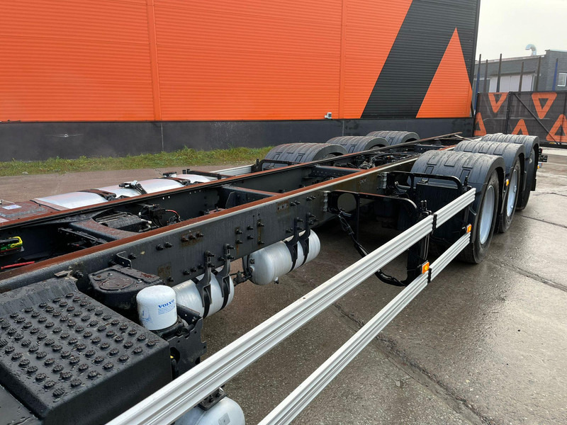 Leasing de Volvo FH 500 8x4*4 CHASSIS L=9398mm Volvo FH 500 8x4*4 CHASSIS L=9398mm: Foto 11