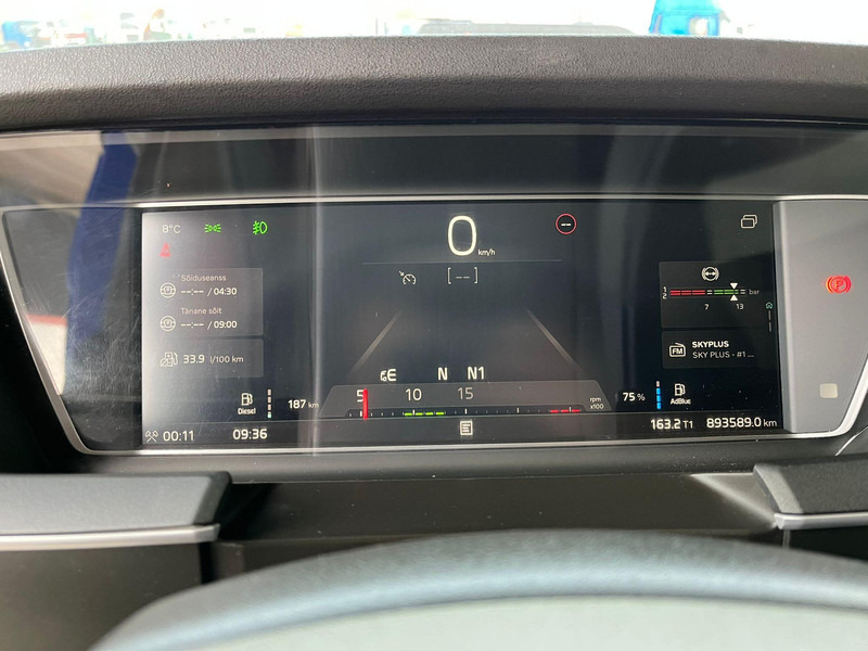 Leasing de Volvo FH 500 8x4*4 CHASSIS L=9398mm Volvo FH 500 8x4*4 CHASSIS L=9398mm: Foto 15