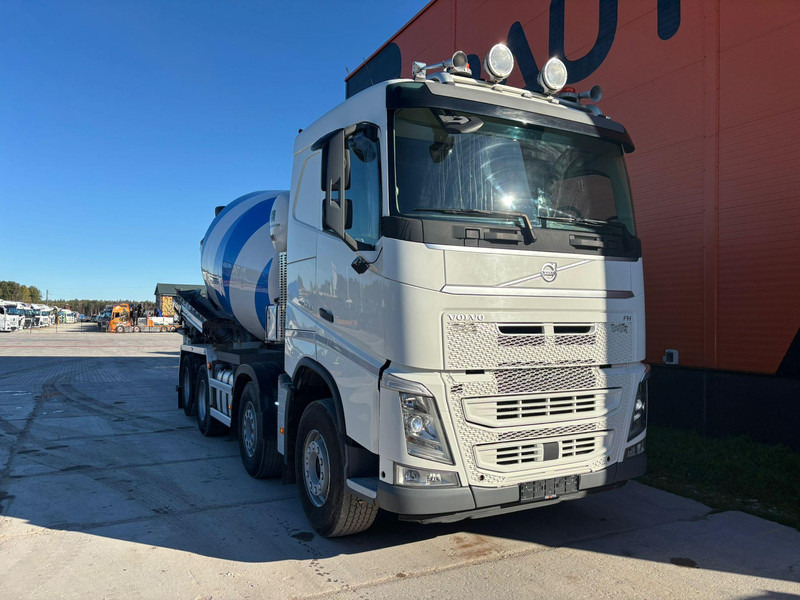 Volvo FH 500 8x4 INTERMIX 10 m3 + CHUTE / TANDEM AXLE LIFT - Autobetonieră: Foto 3 Volvo FH 500 8x4 INTERMIX 10 m3 + CHUTE / TANDEM AXLE LIFT - Autobetonieră: Foto 3