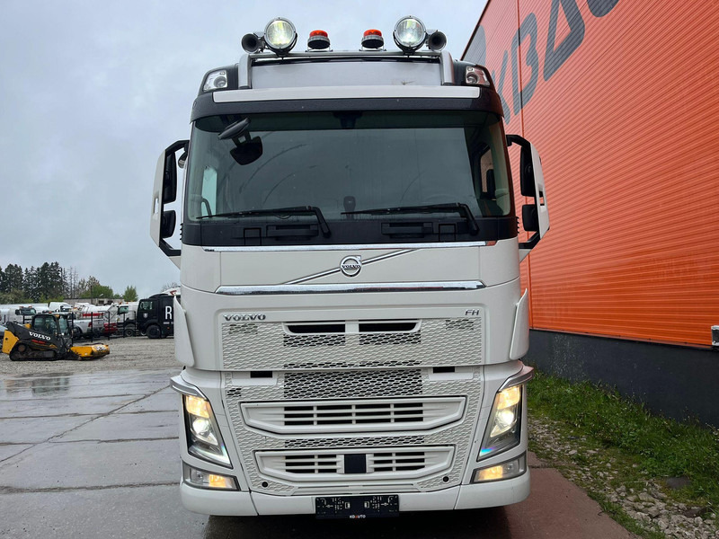 Volvo FH 540 6x4 HIAB 21 ton / L=5600 mm / RETARDER / TANDEM AXLE LIFT - Camion cu cârlig: Foto 3 Volvo FH 540 6x4 HIAB 21 ton / L=5600 mm / RETARDER / TANDEM AXLE LIFT - Camion cu cârlig: Foto 3