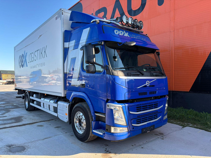Volvo FM 330 4x2 BOX L=7608 mm - Camion furgon: Foto 4 Volvo FM 330 4x2 BOX L=7608 mm - Camion furgon: Foto 4