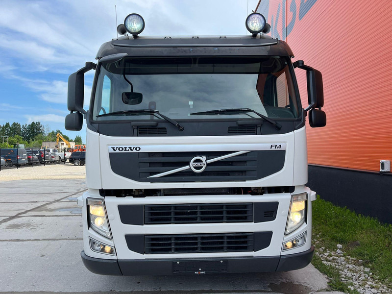 Volvo FM 330 4x2 PK12002 / PLATFORM L=6682 mm - Camion platformă, Camion cu macara: Foto 3 Volvo FM 330 4x2 PK12002 / PLATFORM L=6682 mm - Camion platformă, Camion cu macara: Foto 3