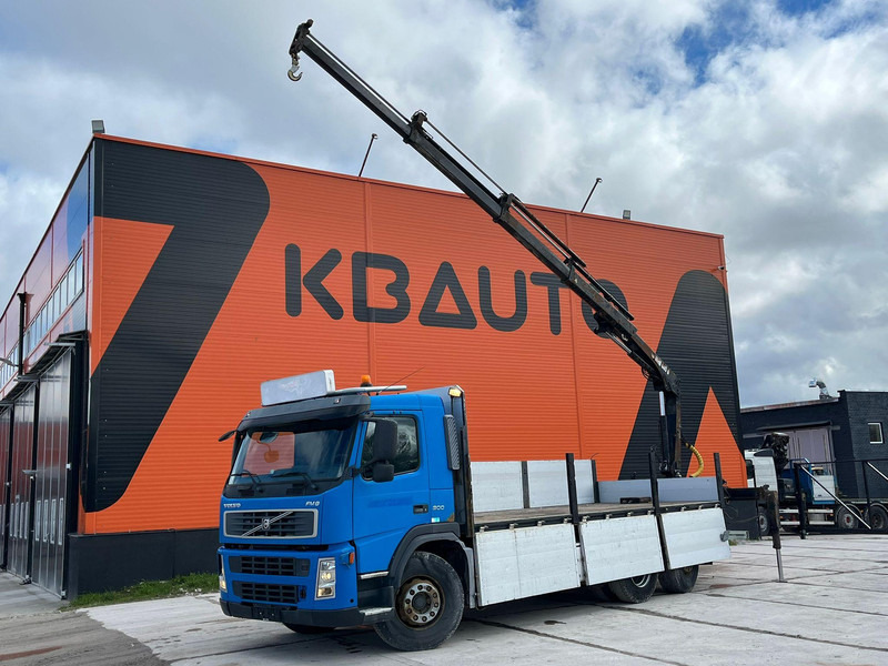 Volvo FM 9 300 6x2*4 HIAB 085D-3 / PLATFORM L=6320 mm - Camion platformă, Camion cu macara: Foto 1 Volvo FM 9 300 6x2*4 HIAB 085D-3 / PLATFORM L=6320 mm - Camion platformă, Camion cu macara: Foto 1