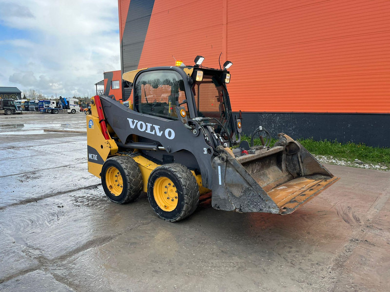 Volvo MC 70 C T4 BRUSH - Încărcător frontal pe pneuri: Foto 4 Volvo MC 70 C T4 BRUSH - Încărcător frontal pe pneuri: Foto 4