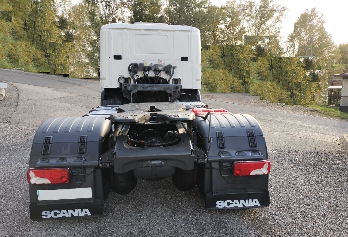 Cap tractor Scania P450: Foto 6