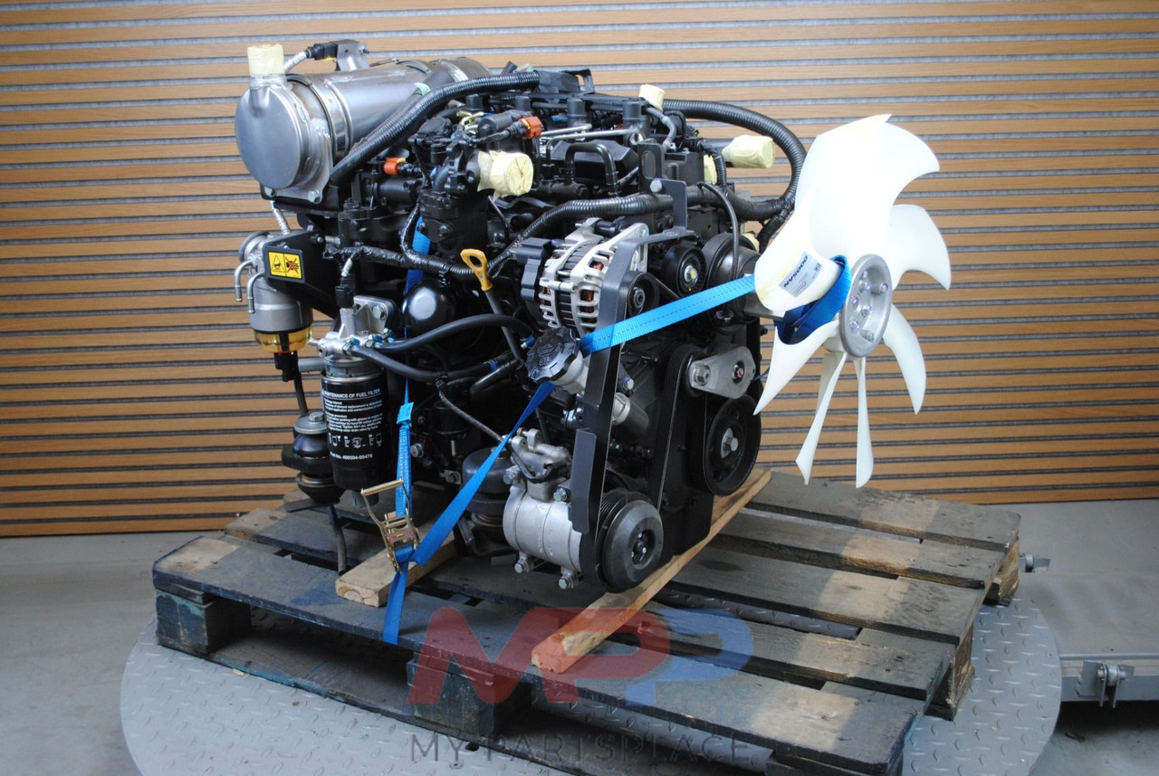 Motor nou Doosan DM02 - Bobcat D24: Foto 8 Motor nou Doosan DM02 - Bobcat D24: Foto 8