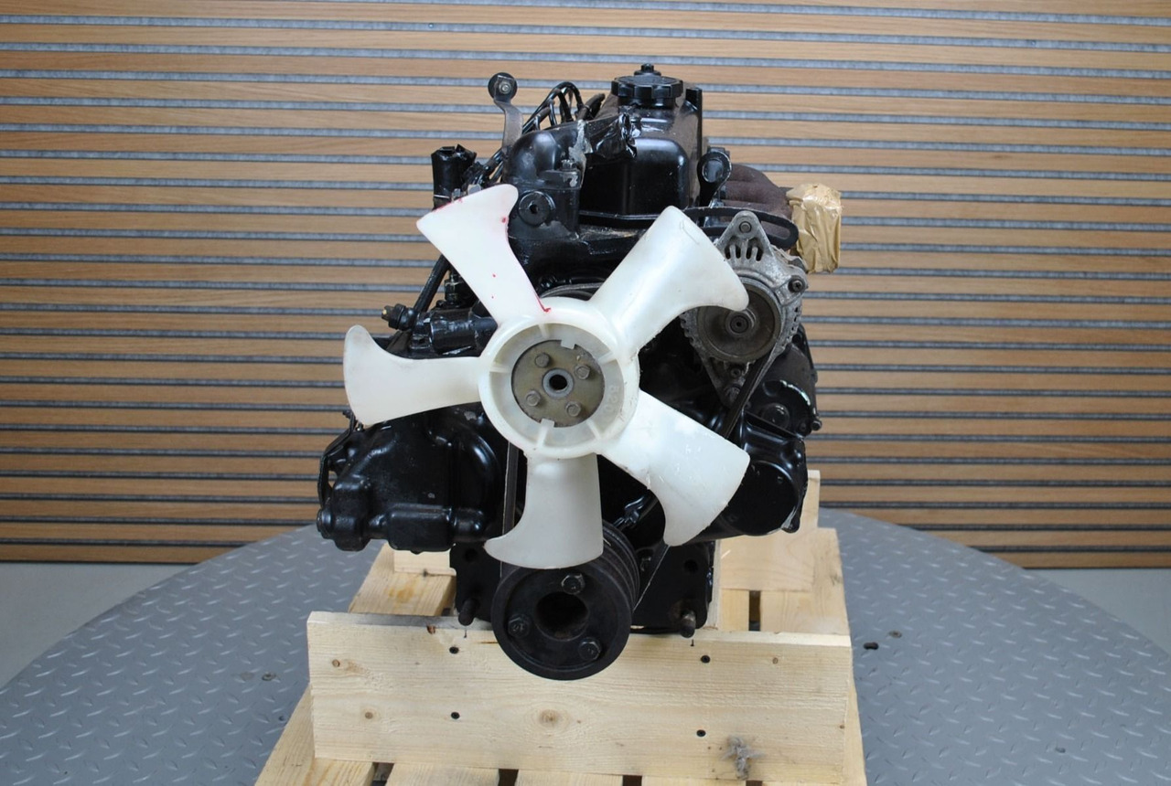Motor Yanmar Mitsubishi K4F: Foto 6